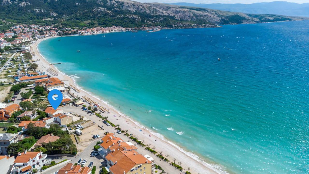 Beach Holiday Baska Esterno foto