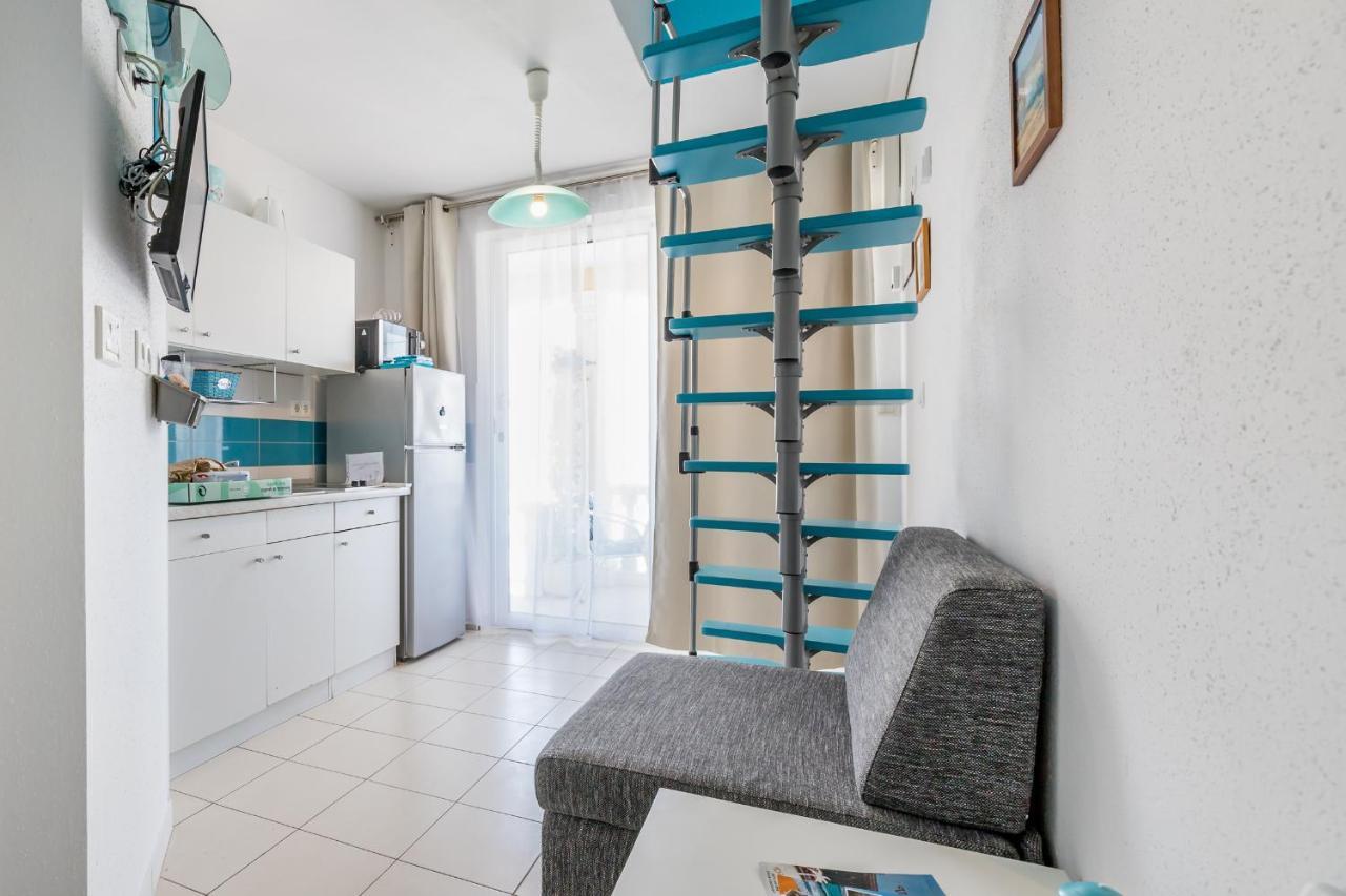 Beach Holiday Baska Esterno foto